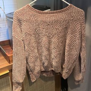 Soft sweater pull over
